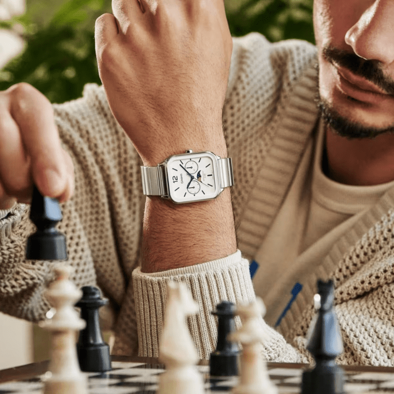 Casio Vintage Moon Valmont